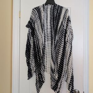 Michael Stars Black and White Tie-Dye Shawl